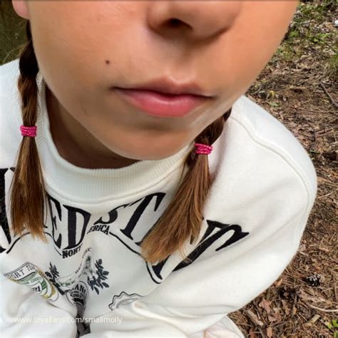 Small Molly Piss Porn Videos .